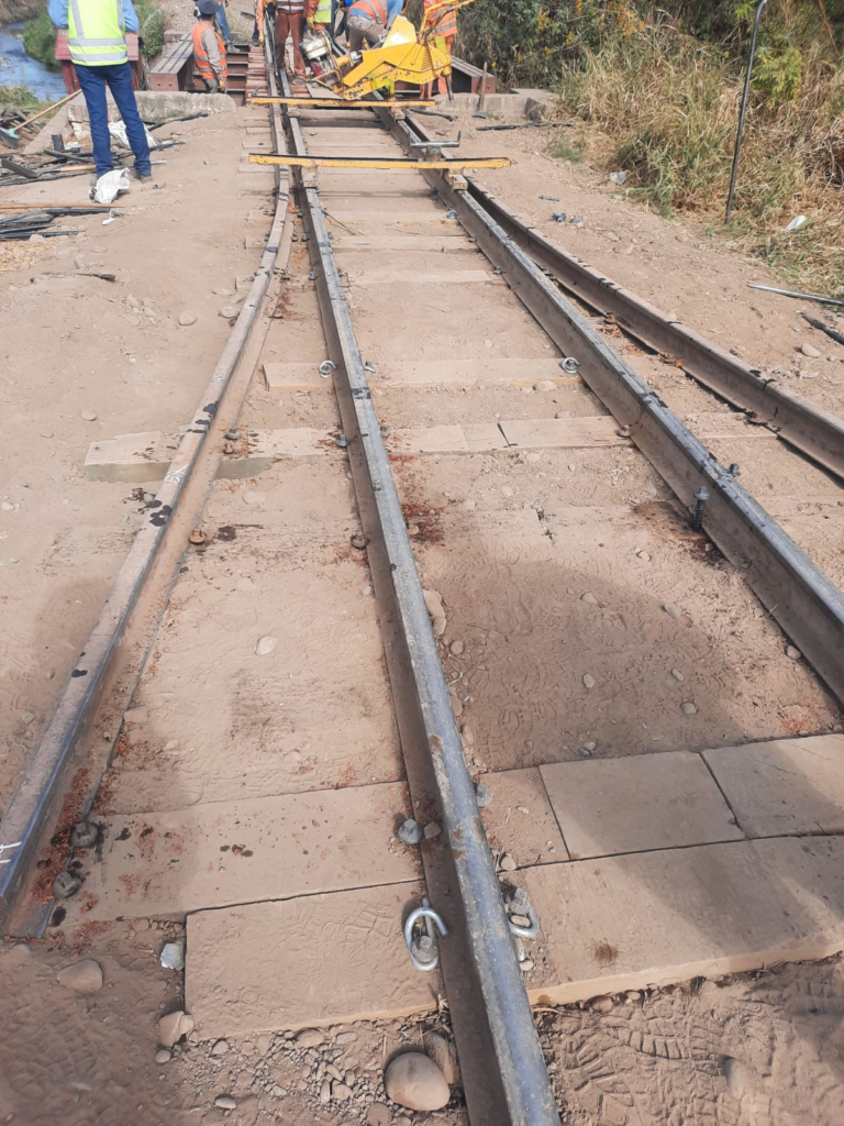 Nuevo puente de hormigón en el Ramal C14, obra ferroviaria en Salta